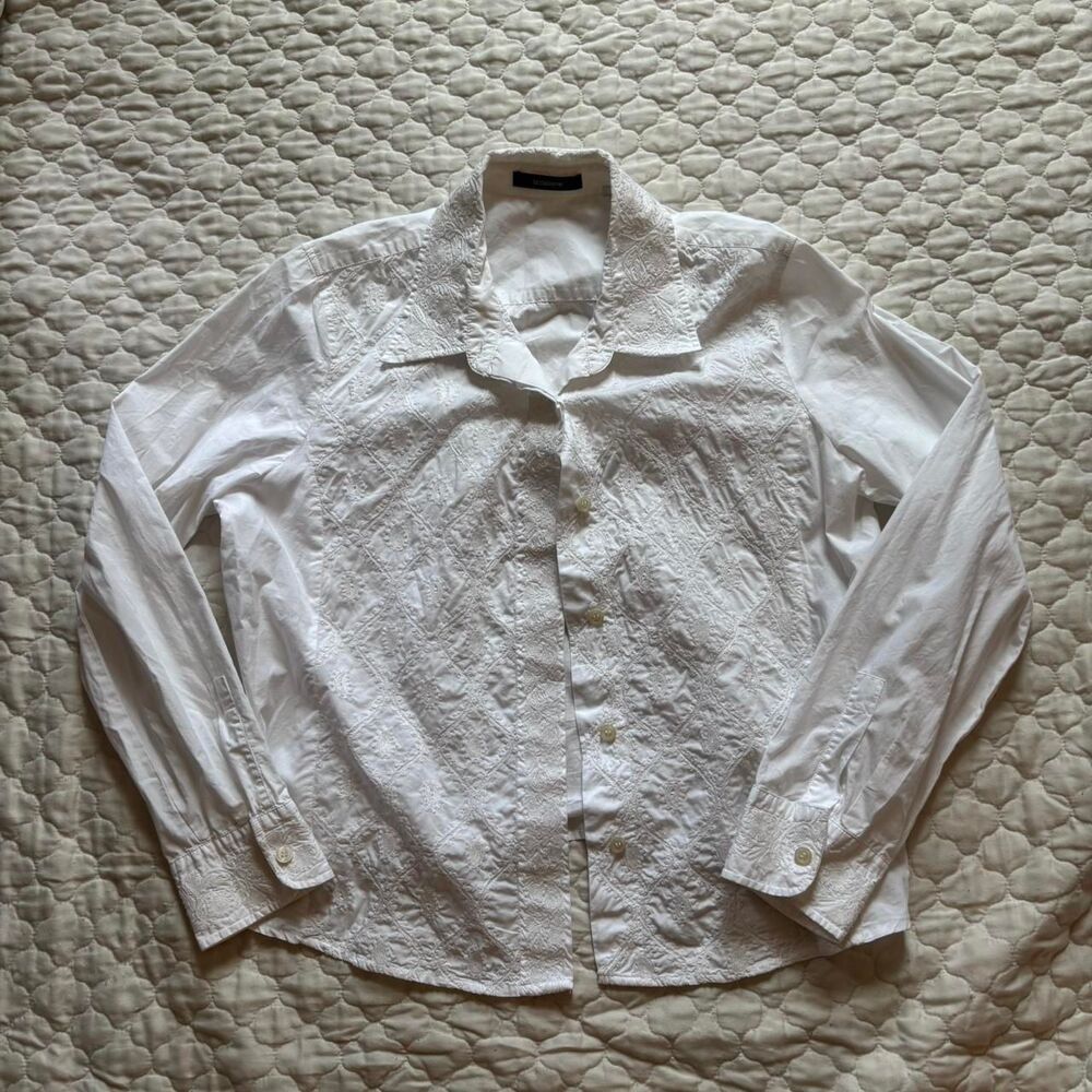 Liz Clairborne Women's White Embroidered Button-Up Shirt Classy Spring